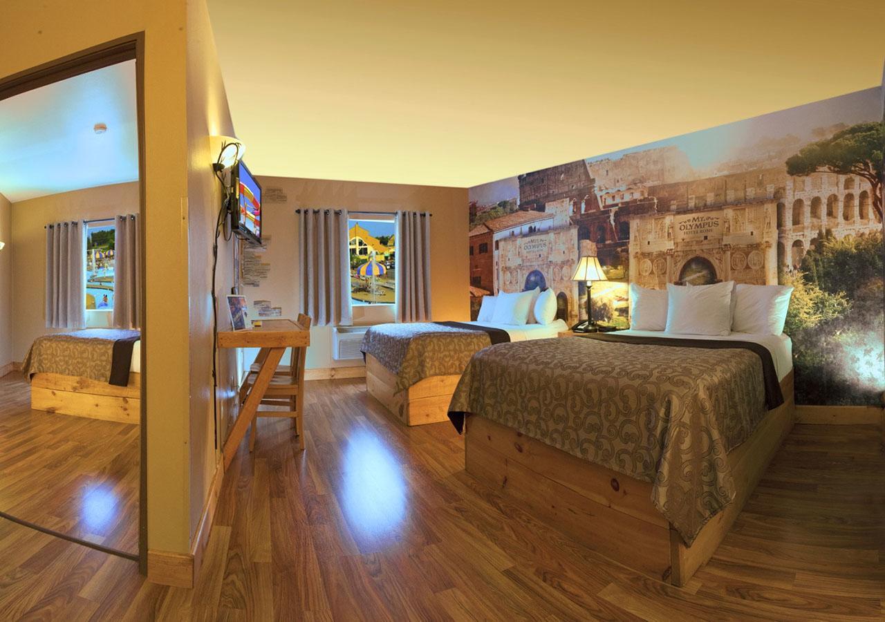 Hotel Room 3 Queen includes water & theme park passes,1070308756:JPEG